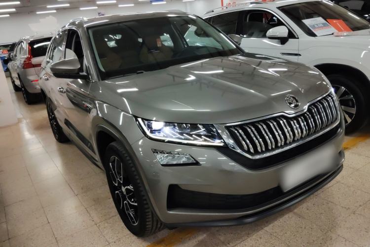 Used Skoda Kodiaq GT 2019 TSI330 Two-Wheel-Drive Luxury Edition China VI Standard Exterior 1