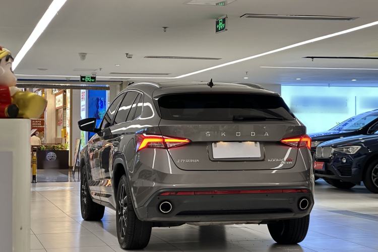 Used Skoda Kodiaq GT 2019 TSI330 Two-Wheel-Drive Luxury Edition China VI Standard Exterior 4