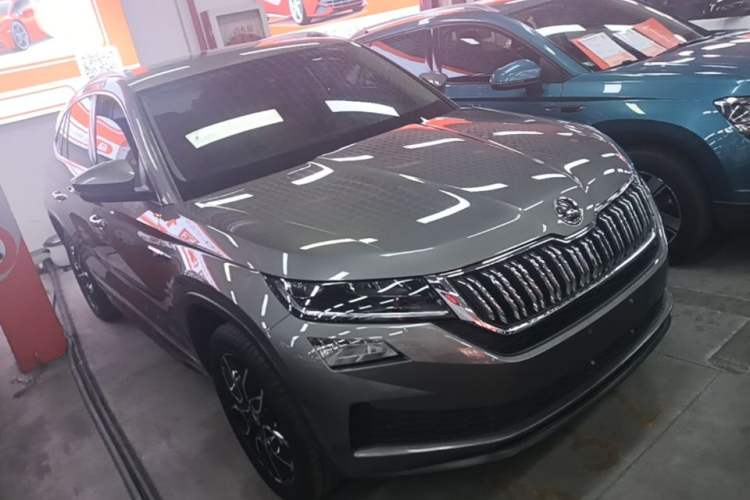 Used Skoda Kodiaq GT 2019 TSI330 Two-Wheel-Drive Luxury Edition China VI Standard Front Right 45 Deg