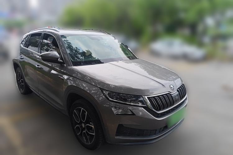 Used Skoda Kodiaq GT 2019 TSI380 4x4 Flagship Model China VI Standard Front Right 45 Deg