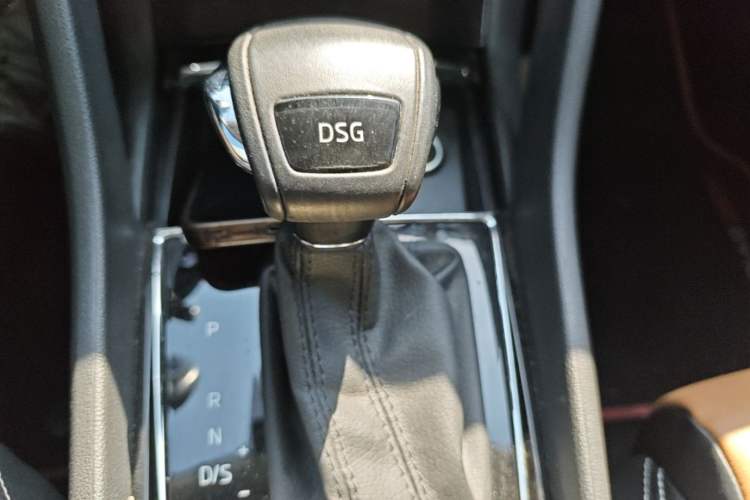 Used Skoda Kodiaq GT 2019 TSI330 Two-Wheel-Drive Luxury Edition China VI Standard Gear Lever