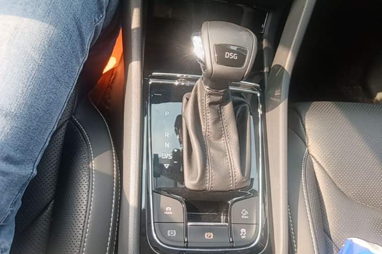 Used Skoda Kodiaq GT 2019 TSI380 4x4 Flagship Model China VI Standard Gear Lever