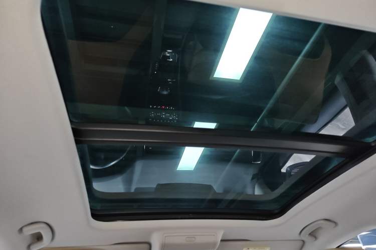 Used Skoda Kodiaq GT 2019 TSI330 Two-Wheel-Drive Luxury Edition China VI Standard Headliner