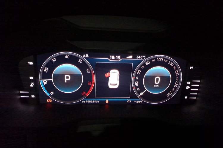 Used Skoda Kodiaq GT 2019 TSI330 Two-Wheel-Drive Luxury Edition China VI Standard Instrument Cluster