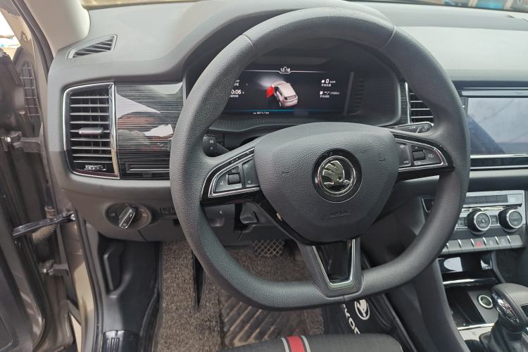 Used Skoda Kodiaq GT 2019 TSI330 Two-Wheel Drive Comfort Edition China V Standard Interior 1