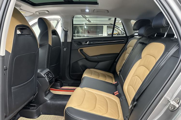 Used Skoda Kodiaq GT 2019 TSI330 Two-Wheel-Drive Luxury Edition China VI Standard Interior 5