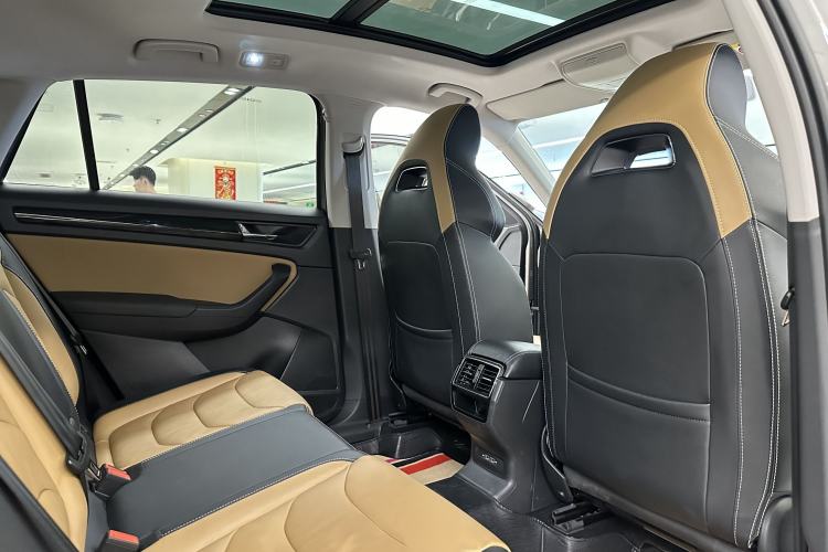 Used Skoda Kodiaq GT 2019 TSI330 Two-Wheel-Drive Luxury Edition China VI Standard Interior 9