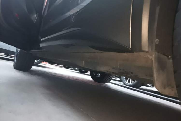 Used Skoda Kodiaq GT 2019 TSI330 Two-Wheel-Drive Luxury Edition China VI Standard Left Side Sill