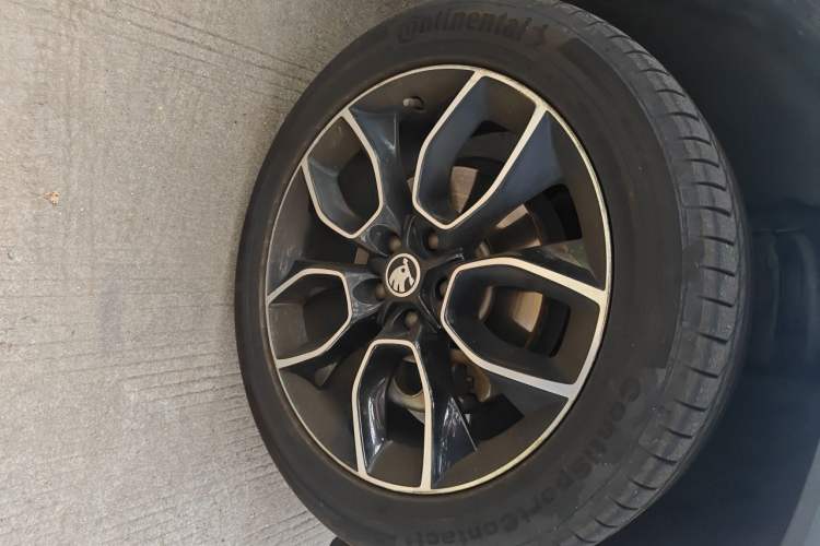 Used Skoda Kodiaq GT 2019 TSI380 4x4 Flagship Model China VI Standard Right Front Wheel Hub
