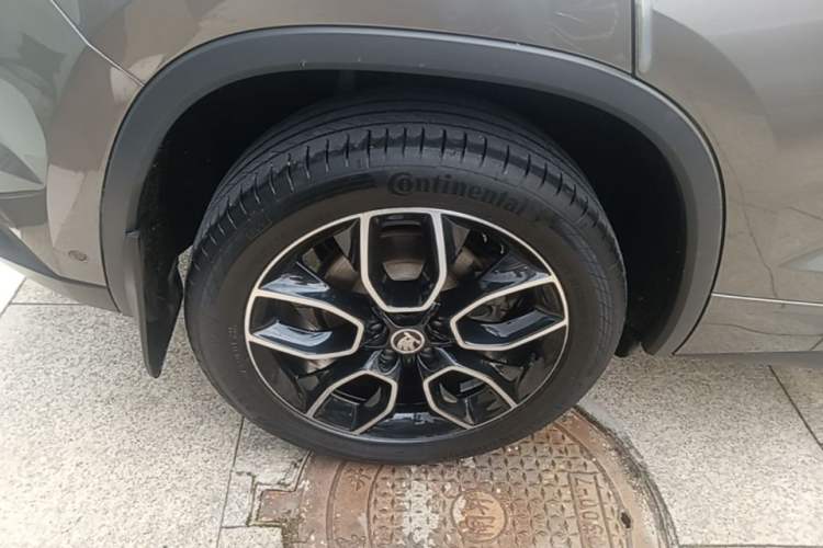 Used Skoda Kodiaq GT 2019 TSI380 4x4 Flagship Model China VI Standard Right Rear Wheel Hub