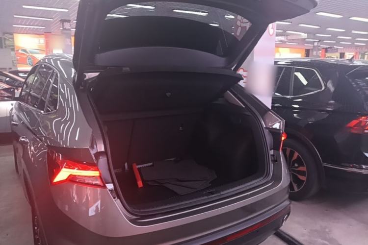 Used Skoda Kodiaq GT 2019 TSI330 Two-Wheel-Drive Luxury Edition China VI Standard Trunk