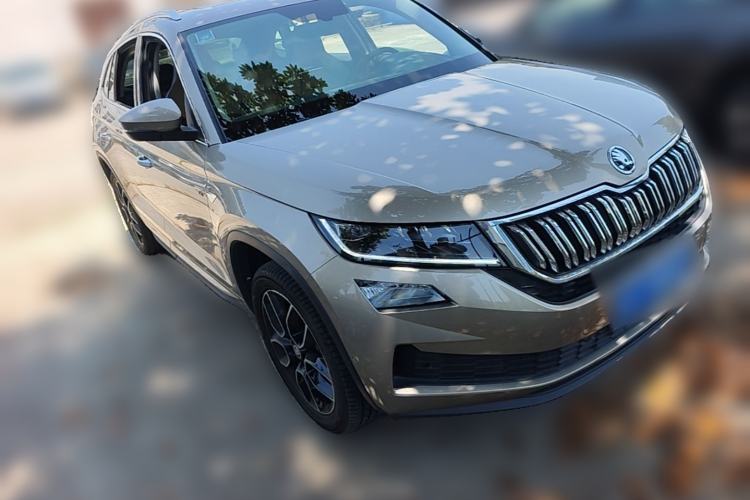 Used Skoda Kodiaq GT 2019 TSI330 Two-Wheel-Drive Luxury Edition China VI Standard Front Right 45 Deg