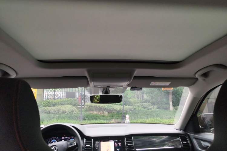Used Skoda Kodiaq GT 2019 TSI330 Two-Wheel Drive Comfort Edition China V Standard Headliner