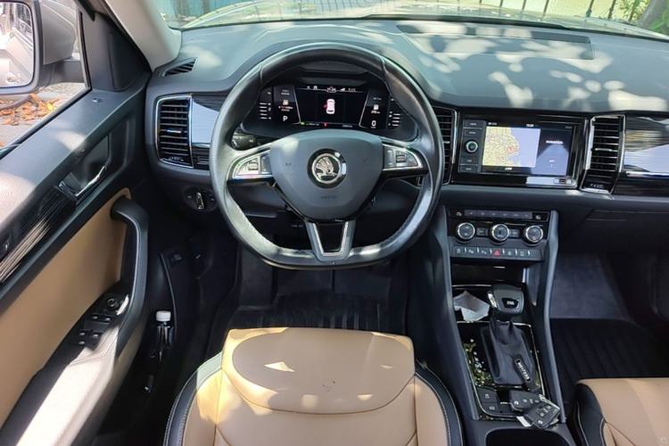 Used Skoda Kodiaq GT 2019 TSI330 Two-Wheel-Drive Luxury Edition China VI Standard Steering Wheel