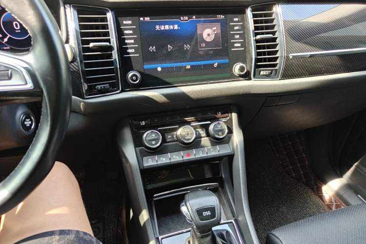 Used Skoda Kodiaq GT 2019 TSI380 4x4 Flagship Model China VI Standard Audio And AC Panel