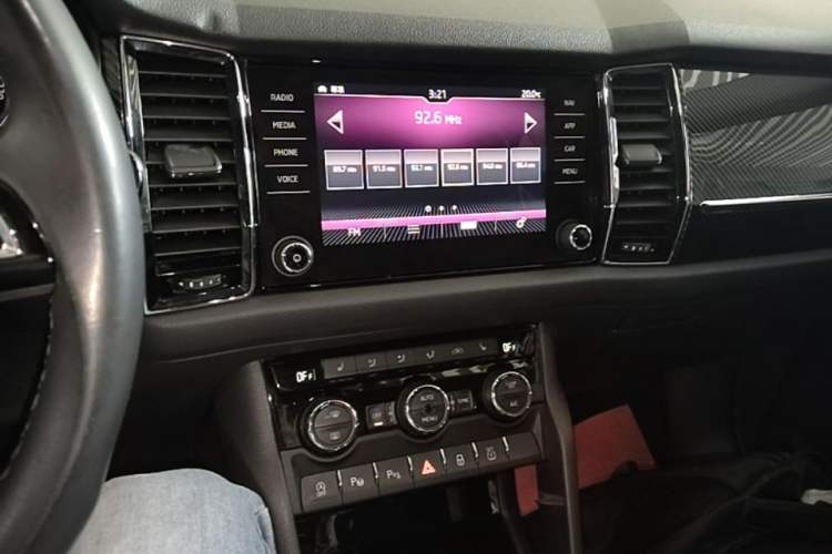 Used Skoda Kodiaq GT 2019 TSI380 4x4 Flagship Model China VI Standard Audio And AC Panel