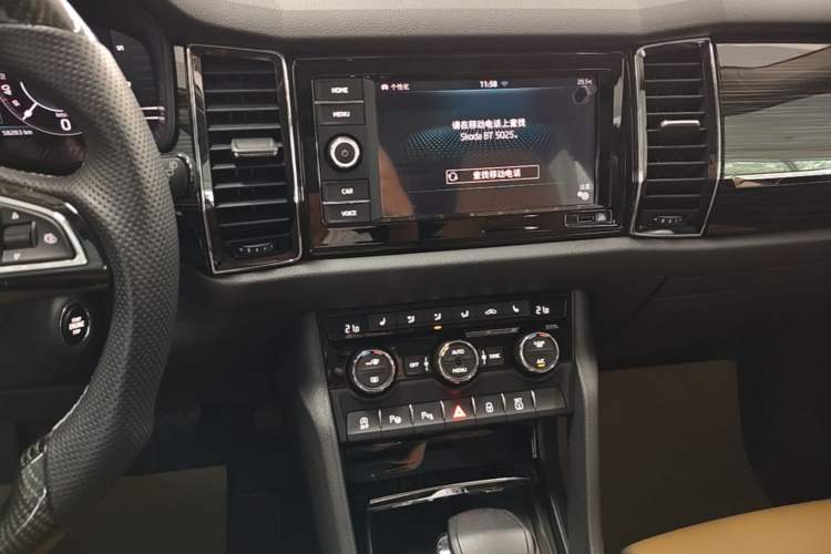 Used Skoda Kodiaq GT 2019 TSI330 Two-Wheel-Drive Luxury Edition China VI Standard Audio And AC Panel