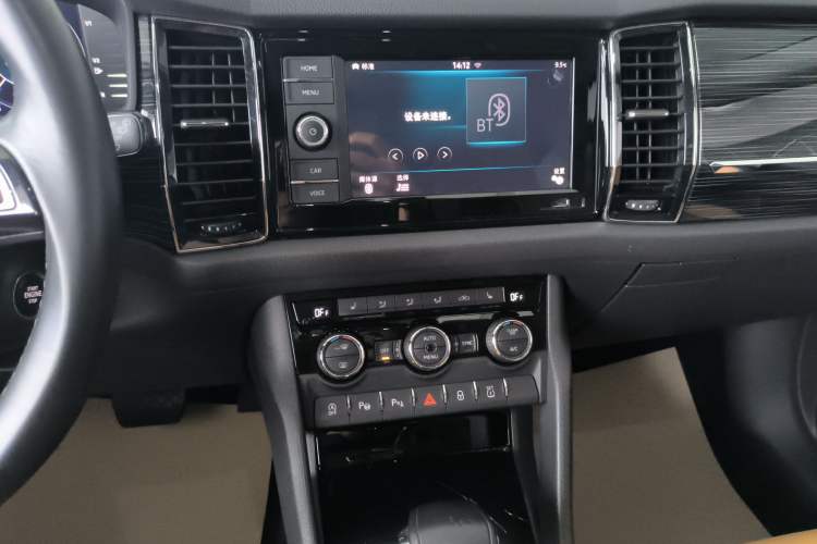 Used Skoda Kodiaq GT 2019 TSI330 Two-Wheel-Drive Luxury Edition China VI Standard Audio And AC Panel