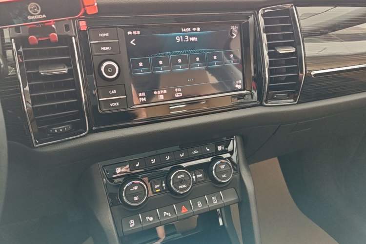 Used Skoda Kodiaq GT 2019 TSI330 Two-Wheel-Drive Luxury Edition China VI Standard Audio And AC Panel