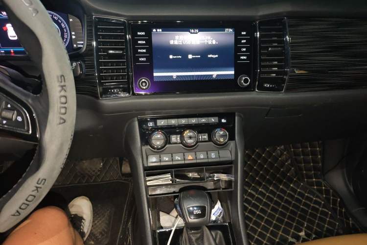 Used Skoda Kodiaq GT 2019 TSI330 Two-Wheel Drive Comfort Edition China V Standard Audio And AC Panel