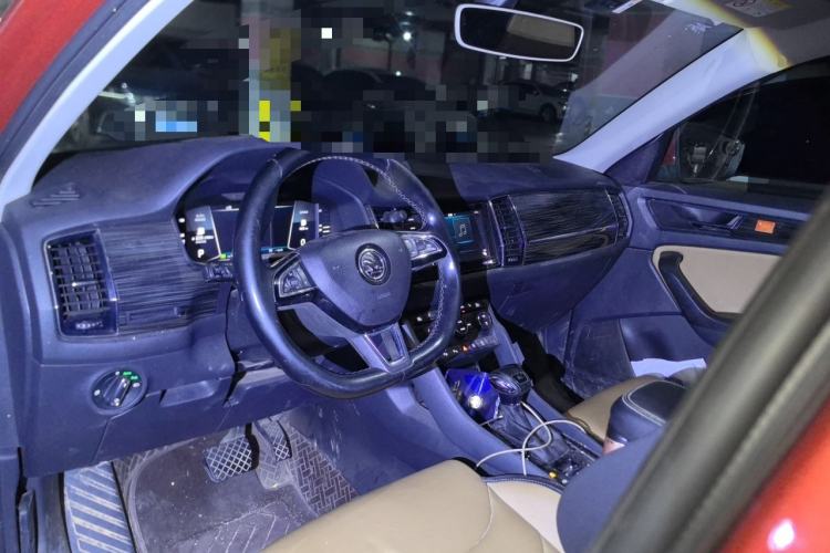 Used Skoda Kodiaq GT 2019 TSI330 Two-Wheel-Drive Luxury Edition China VI Standard Center Console