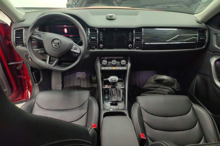 Used Skoda Kodiaq GT 2019 TSI380 4x4 Flagship Model China VI Standard Center Console