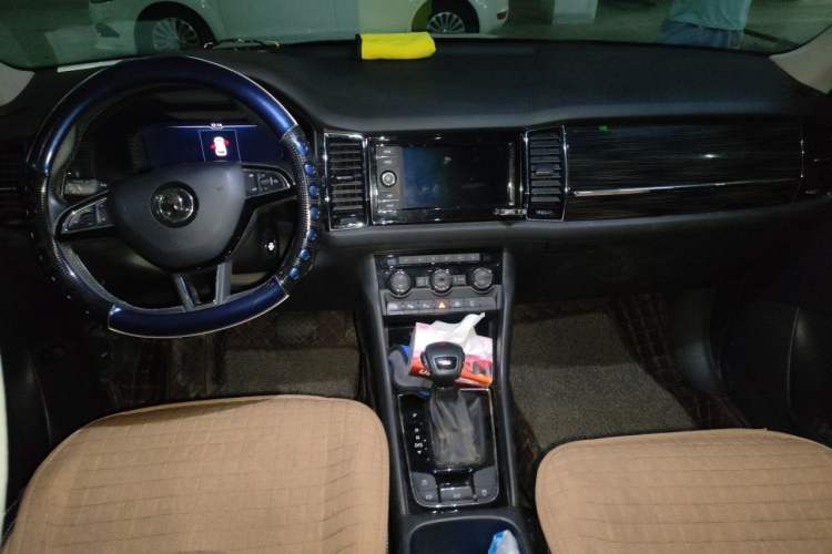 Used Skoda Kodiaq GT 2019 TSI330 Two-Wheel-Drive Luxury Edition China VI Standard Center Console