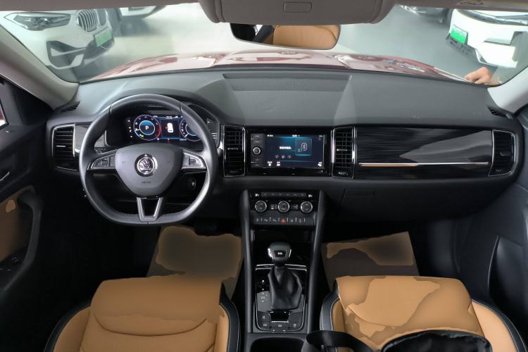Used Skoda Kodiaq GT 2019 TSI330 Two-Wheel-Drive Luxury Edition China VI Standard Center Console