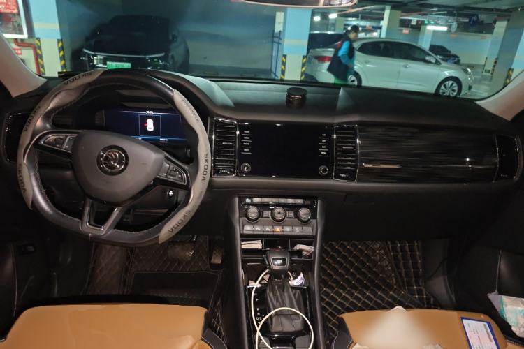 Used Skoda Kodiaq GT 2019 TSI330 Two-Wheel Drive Comfort Edition China V Standard Center Console