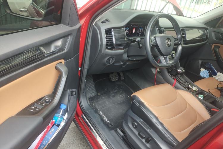 Used Skoda Kodiaq GT 2019 TSI330 Two-Wheel-Drive Luxury Edition China V Standard Driver Seat