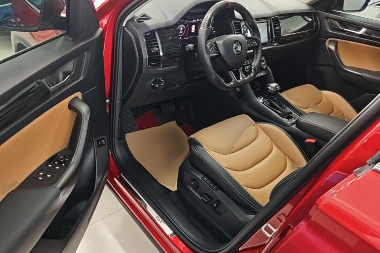 Used Skoda Kodiaq GT 2019 TSI330 Two-Wheel-Drive Luxury Edition China VI Standard Driver Seat