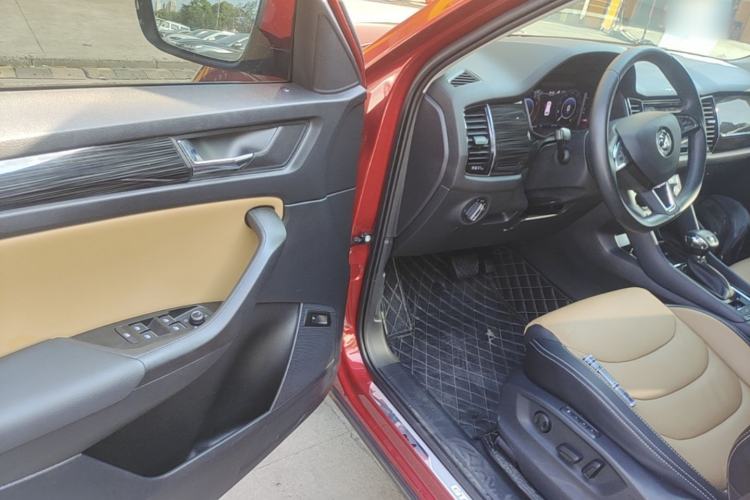 Used Skoda Kodiaq GT 2019 TSI330 Two-Wheel-Drive Luxury Edition China V Standard Driver Seat
