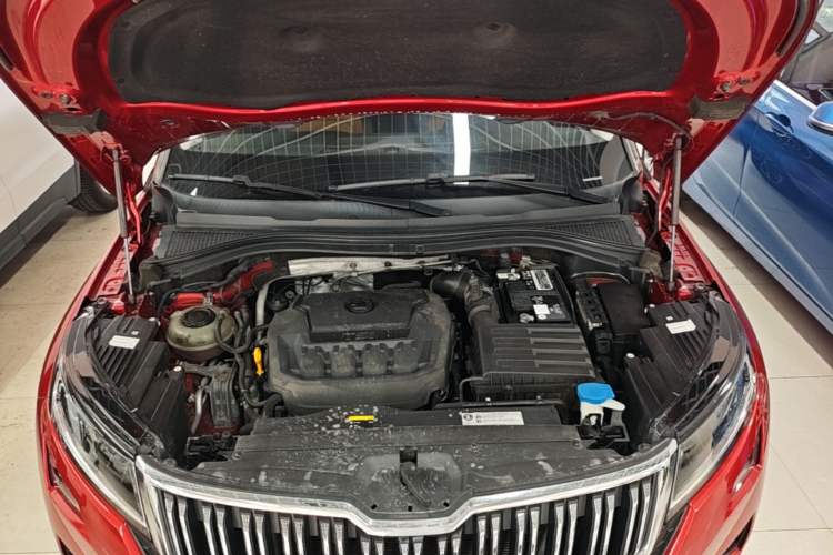 Used Skoda Kodiaq GT 2019 TSI330 Two-Wheel-Drive Luxury Edition China VI Standard Engine Bay