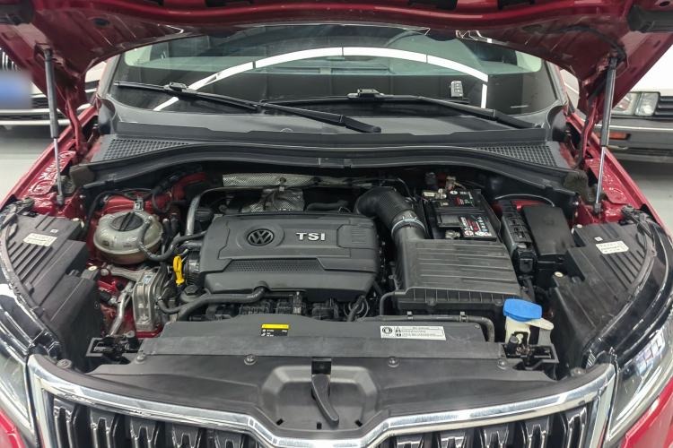 Used Skoda Kodiaq GT 2019 TSI380 4x4 Flagship Model China VI Standard Engine Bay