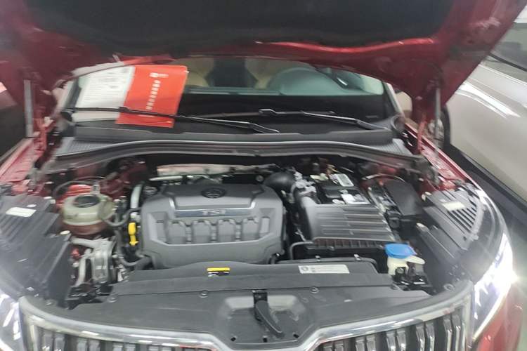 Used Skoda Kodiaq GT 2019 TSI330 Two-Wheel-Drive Luxury Edition China VI Standard Engine Bay