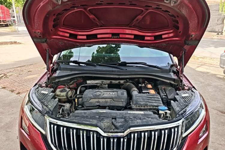 Used Skoda Kodiaq GT 2019 TSI380 4x4 Luxury Edition China VI Standard Engine Bay