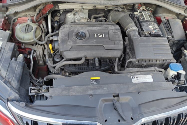 Used Skoda Kodiaq GT 2019 TSI380 4x4 Flagship Model China VI Standard Engine Bay