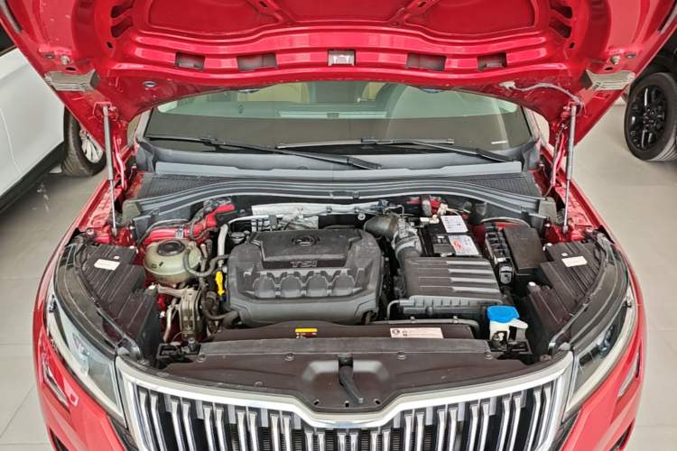 Used Skoda Kodiaq GT 2019 TSI330 Two-Wheel-Drive Luxury Edition China VI Standard Engine Bay