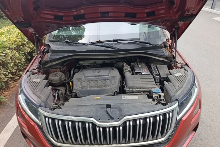Used Skoda Kodiaq GT 2019 TSI330 Two-Wheel-Drive Luxury Edition China VI Standard Engine Bay