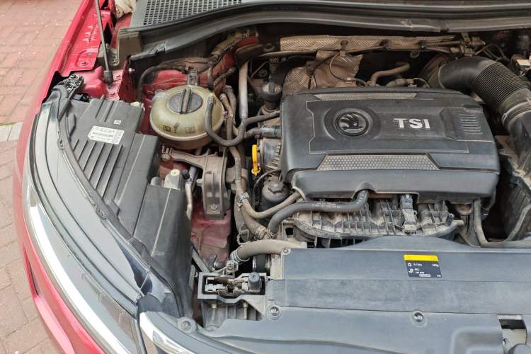 Used Skoda Kodiaq GT 2019 TSI380 4x4 Luxury Edition China VI Standard Engine Bay Right