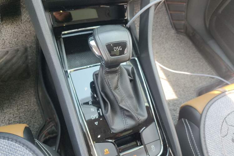 Used Skoda Kodiaq GT 2019 TSI330 Two-Wheel-Drive Luxury Edition China VI Standard Gear Lever