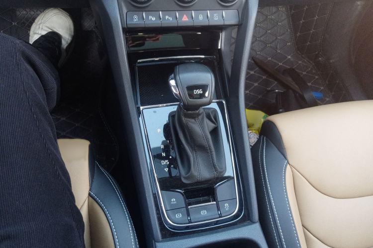 Used Skoda Kodiaq GT 2019 TSI330 Two-Wheel-Drive Luxury Edition China V Standard Gear Lever