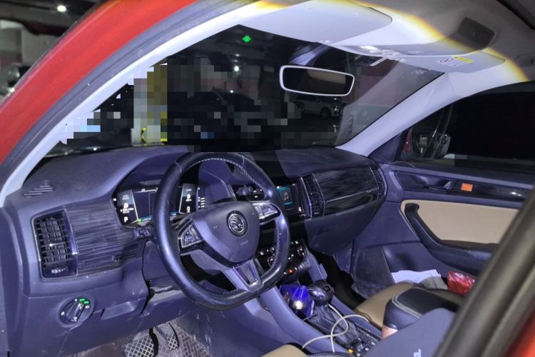 Used Skoda Kodiaq GT 2019 TSI330 Two-Wheel-Drive Luxury Edition China VI Standard Headliner