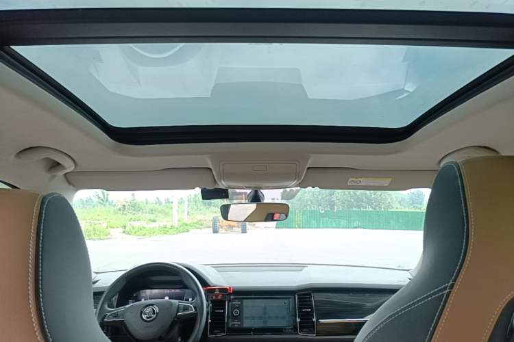 Used Skoda Kodiaq GT 2019 TSI330 Two-Wheel-Drive Luxury Edition China VI Standard Headliner
