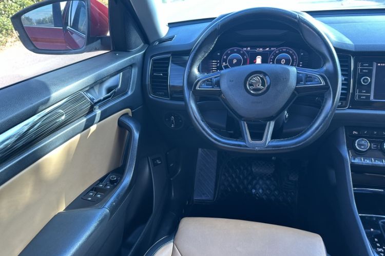 Used Skoda Kodiaq GT 2019 TSI330 Two-Wheel-Drive Luxury Edition China VI Standard Interior 2