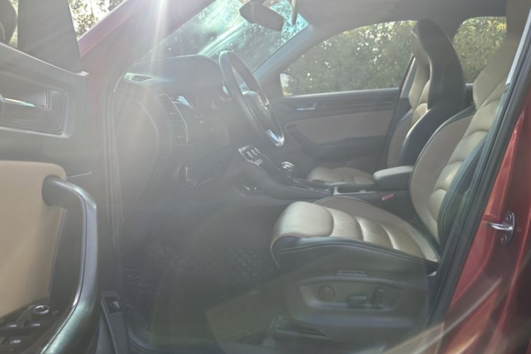 Used Skoda Kodiaq GT 2019 TSI330 Two-Wheel-Drive Luxury Edition China VI Standard Interior 4
