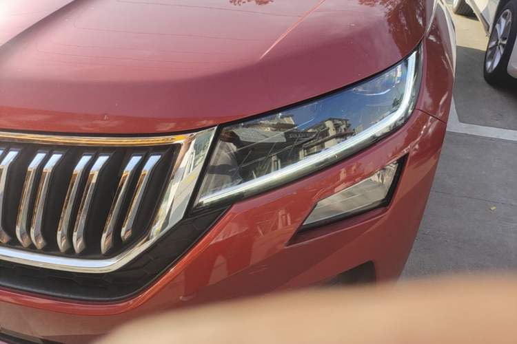Used Skoda Kodiaq GT 2019 TSI330 Two-Wheel-Drive Luxury Edition China V Standard Left Front Headlight