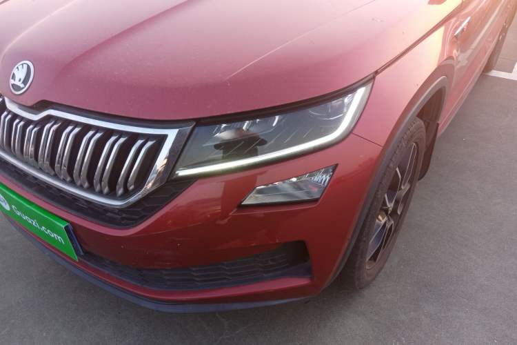 Used Skoda Kodiaq GT 2019 TSI330 Two-Wheel-Drive Luxury Edition China V Standard Left Front Headlight