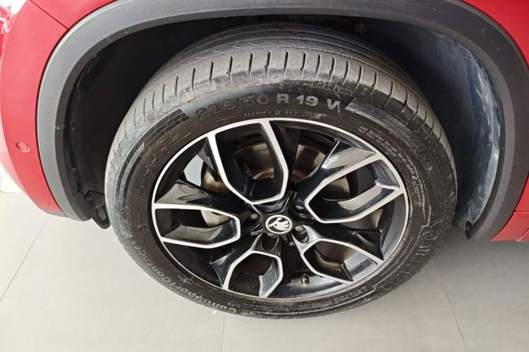 Used Skoda Kodiaq GT 2019 TSI330 Two-Wheel-Drive Luxury Edition China VI Standard Left Front Wheel Hub