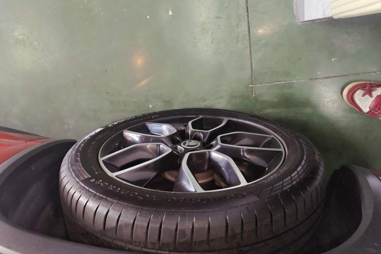 Used Skoda Kodiaq GT 2019 TSI380 4x4 Flagship Edition China V Standard Left Front Wheel Hub